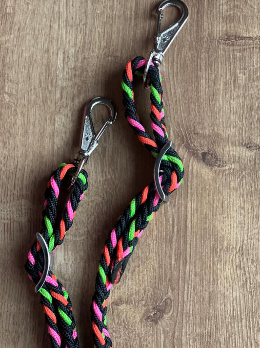 Rédea trançada para tambor preto colorido